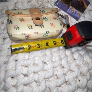 NWT Dooney & Bourke wristlet